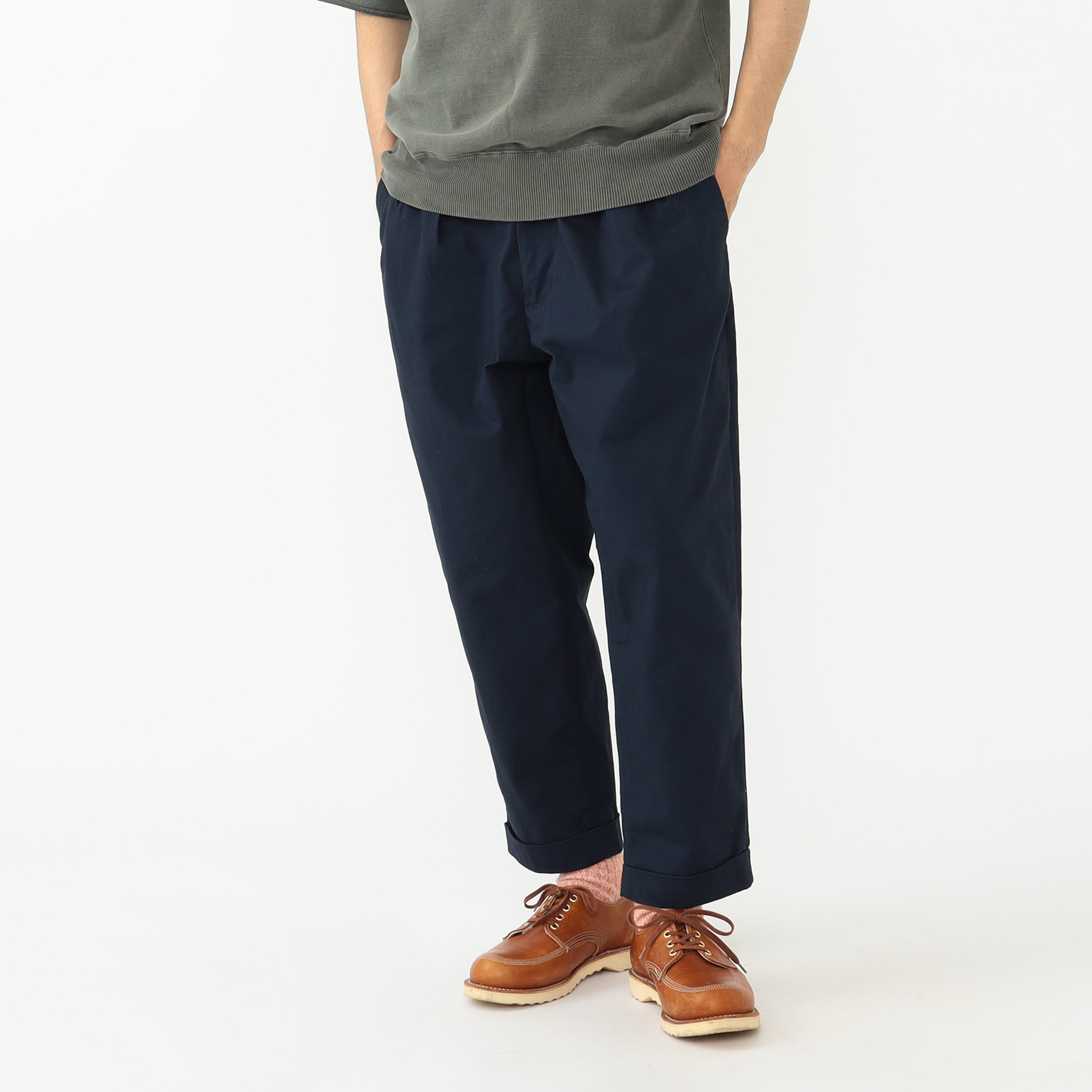 BEAMS PLUS 2プリーツ ツイル パンツ　NAVY　XL