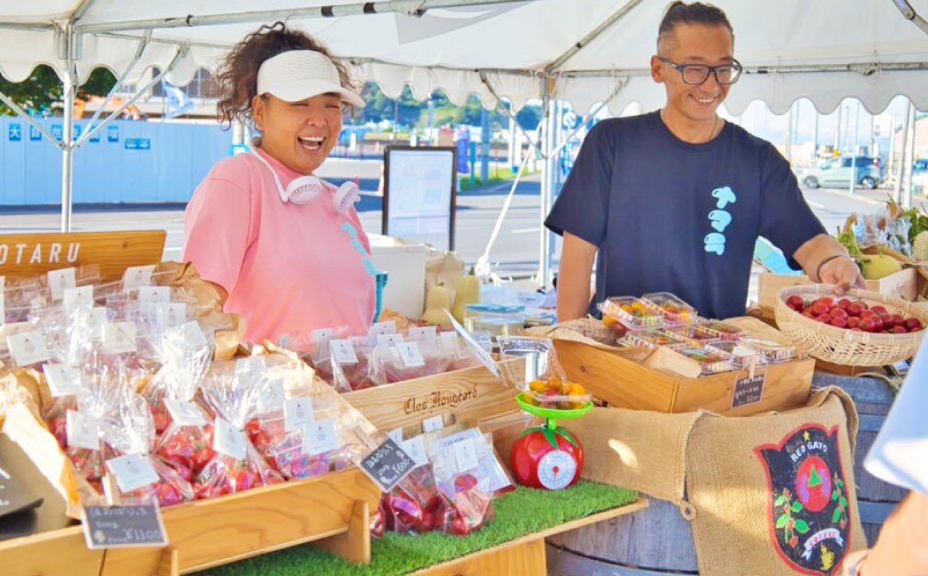 野菜ソムリエサミット金賞受賞！ なまらトマトジュース＋特製ペアグラスセット トマトジュース 野菜ジュース トマト ミニトマト 野菜 ジュース グラス セット 無塩 国産