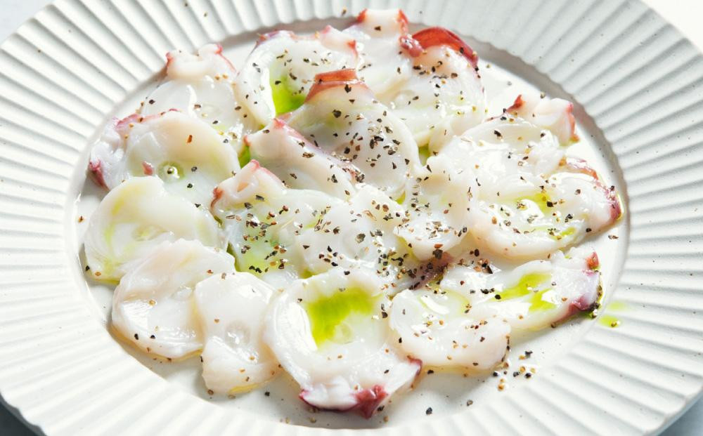 北海道小樽産 茹でタコ（足） 約1.5kg（500g×3パック）