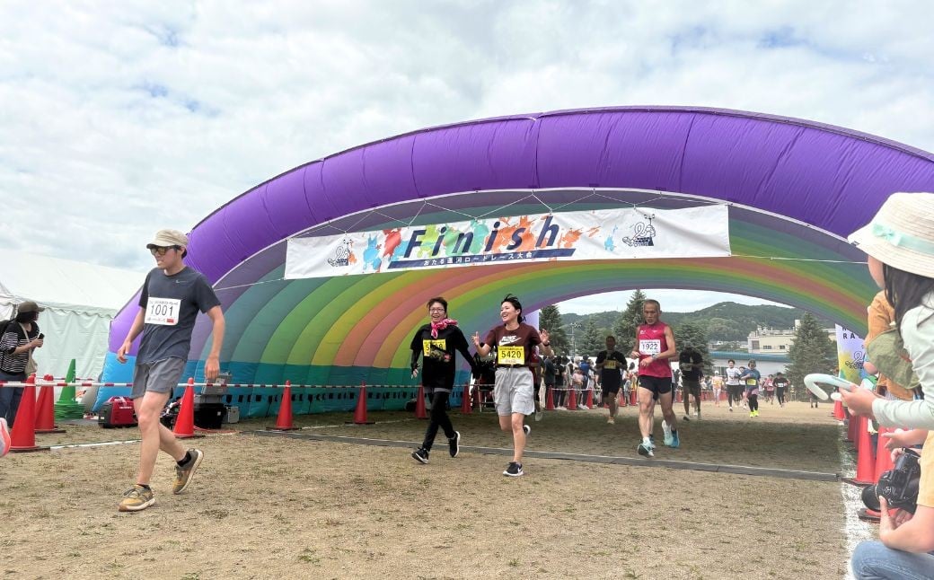 2026蟷エ6譛21譌・シ域律シ臥ャャ38蝗槭♀縺溘k驕区イウ繝ュ繝シ繝峨Ξ繝シ繧ケ螟ァ莨壹2km遞ョ逶ョ縲大コ襍ー讓ゥ縺ョ縺ソシ60豁ウ莉・荳翫∪縺溘ッ蟆丞ュヲ逕滂シ