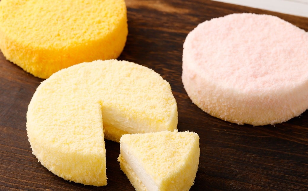 【4回定期便】 北海道フロマージュ 3種セット （プレーン ・ アップル ・ メロン） 約1.05kg （約350g×3個） （計約4.2kg） 3種類 林檎 りんご リンゴ フロマージュ クリームチーズ ケーキ 洋菓子 菓子 お菓子 セット 定期便 北海道 小樽市 冷凍