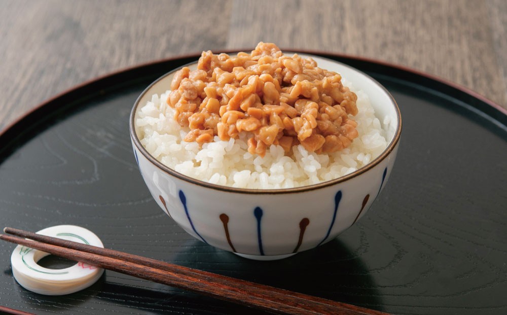 ヤマダイフーズ でっかいひきわり納豆 （3パック×12個）×1ケース 合計36パック 【決済より7日程度で発送】 納豆 大豆 ひきわり たれ付 ご飯のお供 料理 発酵食品 冷蔵 国産