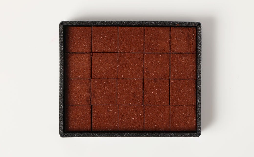 《冷凍》 北海道生チョコレート （ミルク） 約500g （約100g×5箱） 合計100粒 生チョコレート 生チョコ チョコレート チョコ スイーツ 北海道 小樽市