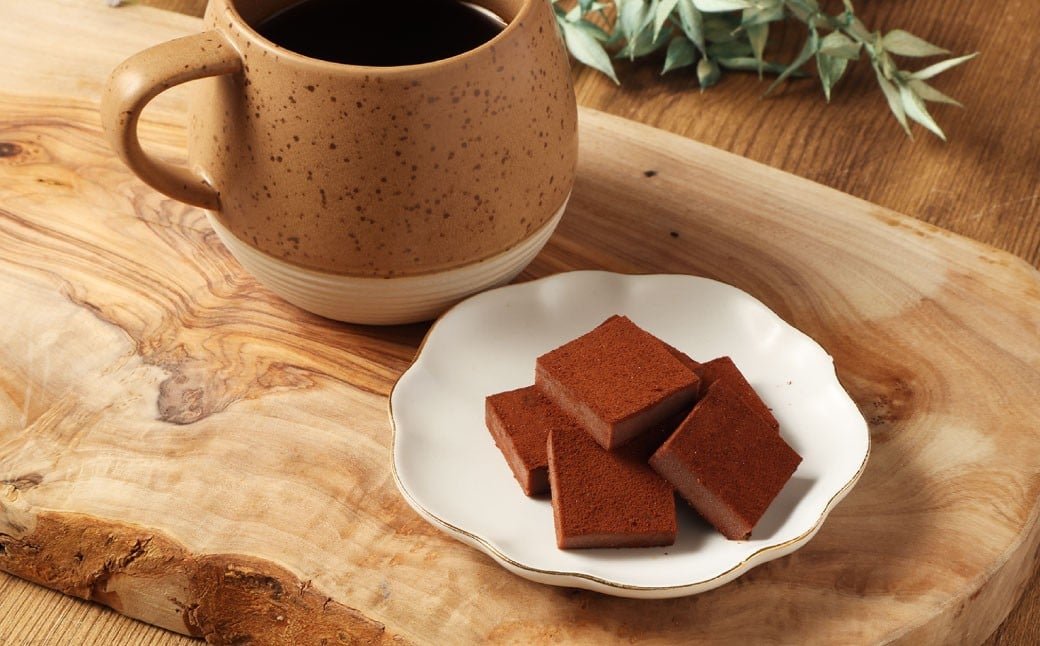 《冷凍》 北海道生チョコレート （ミルク） 約500g （約100g×5箱） 合計100粒 生チョコレート 生チョコ チョコレート チョコ スイーツ 北海道 小樽市