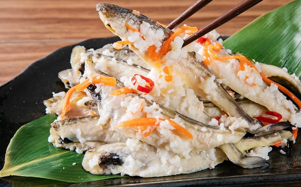 はたはた 飯寿し 約800g（化粧箱入り） ギフト 贈答用