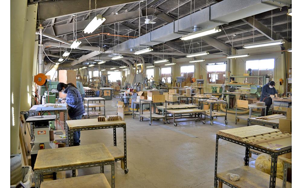 旭川家具　コサイン　シューラック　メープル 【 旭川家具 北海道 旭川市 木製 家具 選べる樹種 玄関収納 靴収納 防水ウレタン塗装 省スペース コンパクト 収納棚 組み立て式 軽量 シンプル ナチュラル 手作り 北欧 おしゃれ 天然木 無垢 】_00649