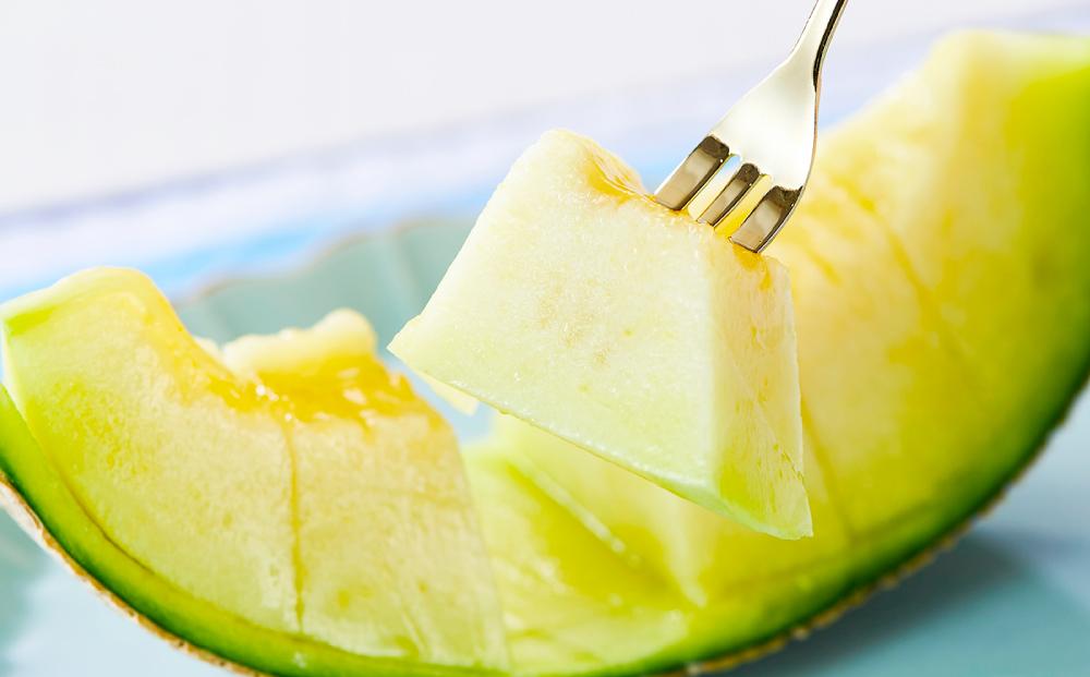 【26年発送先行予約】北海道産青肉メロン・小玉スイカ 2玉セット(各約1.6kg×1玉) (2026年7月中旬から発送開始予定) 【 メロン すいか 西瓜 青肉 果物 フルーツ 糖度 2玉 デザート 旬 お取り寄せ 旭川市 北海道 】_02065