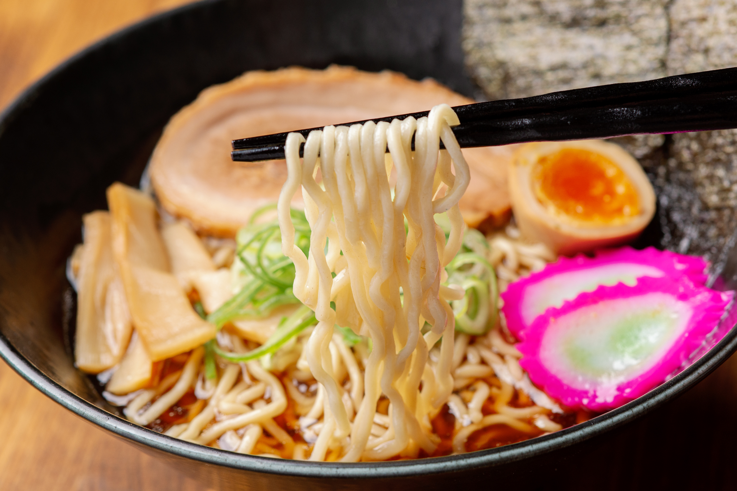 【定期便全2回】むろめん 生ラーメン10食 スープ付（懐かし醤油スープ4食、まろやか味噌スープ4食、鶏塩スープ2食） MROV021