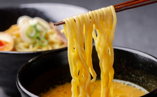 ã«ã¬ãŒã©ãŒã¡ã³3çš®ã»ããïŒå®€èã«ã¬ãŒã©ãŒã¡ã³6é£ãæ±ãªãã«ã¬ãŒã©ãŒã¡ã³4é£ãã«ã¬ãŒã€ã麺2é£ïŒ MROV002