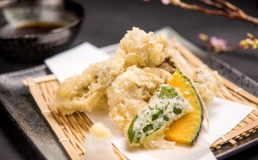 鮮度抜群！釧路管内産濃厚むき牡蠣（生食用）300g×2 ふるさと納税 かき 牡蠣