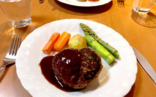 【放牧豚】挽き肉 300g×4 計1.2kg 肉 豚肉 ひきにく ウデモモ ひき肉 北海道 冷凍 豚 ジビエ ブタ 地産地消 ヘルシー 小分け ギフト 真空 おかず F4F-5674