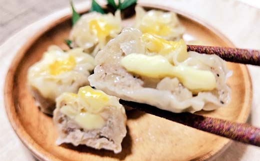 【期間限定！寄附額改定↓！】★北海道の豚肉を使用★チーズシュウマイ 1パック、お徳用袋1袋 セット 冷凍 レンチン 焼売 シュウマイ しゅうまい 肉シュウマイ 肉 豚肉 チーズ 冷凍食品 レンジ 時短 タイパ 時短 簡単 便利 おかず 惣菜 お弁当 家庭用 中華 中華惣菜 北海道 釧路市 F4F-8601