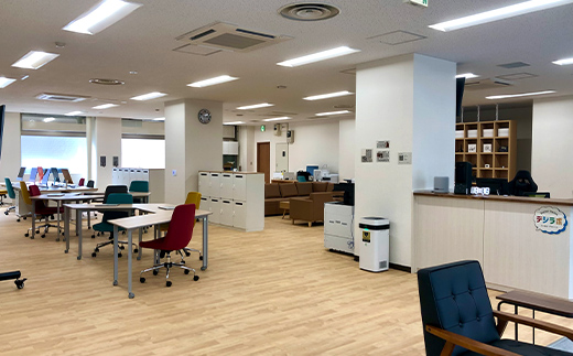 【期間限定！寄附額改定↓！】★北海道釧路市でキャリア教育等に取組む「デジラポ」グッズセット(箸・コースター・エコバッグ) ★ 居場所 多世代交流 ICT 人財育成 不登校児童支援 SDGｓ 子ども支援 デジタル F5F-0260