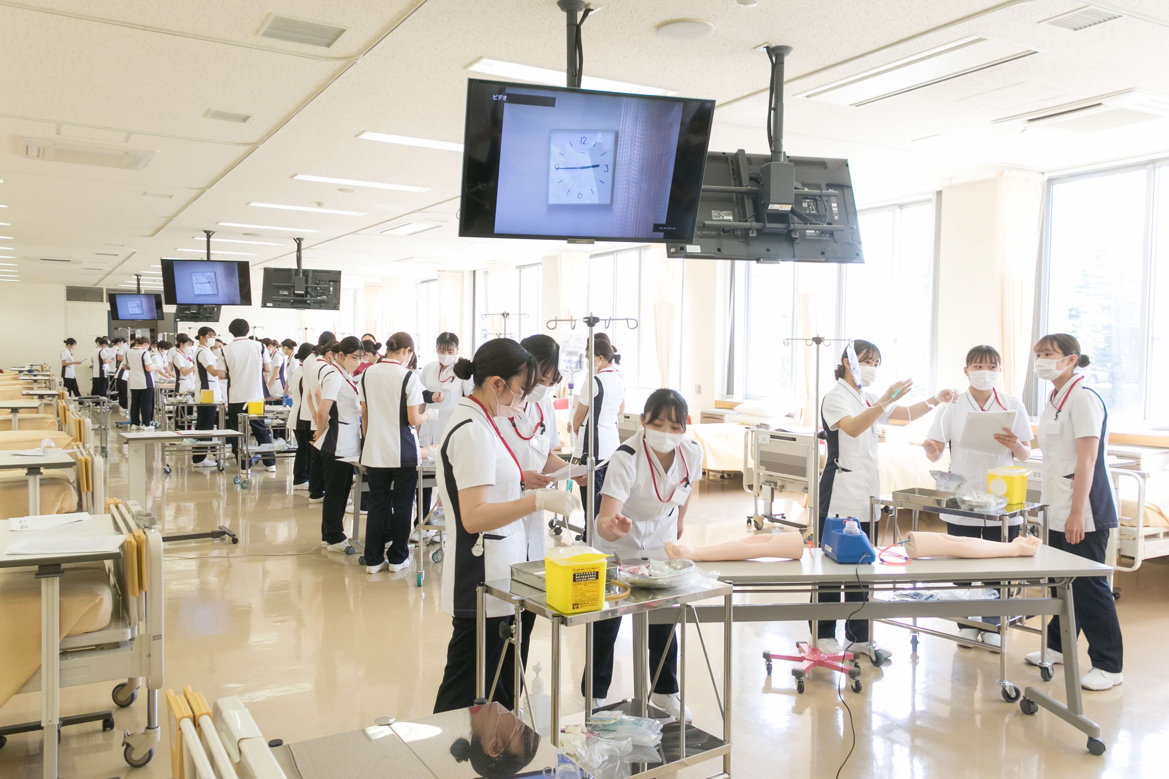 日本赤十字北海道看護大学への支援