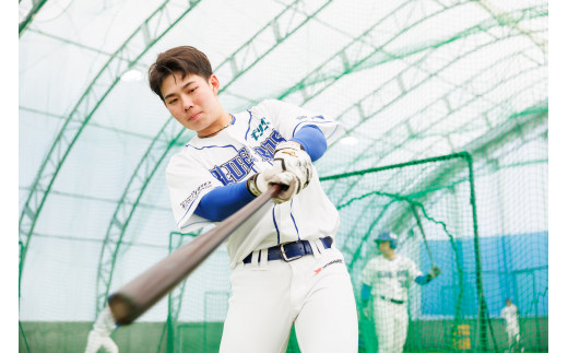 元プロ野球選手「トッキュウブルーローズ」の遠田監督と選手によるスペシャルレッスン！マンツーマン・レッスンチケット【3回コース】