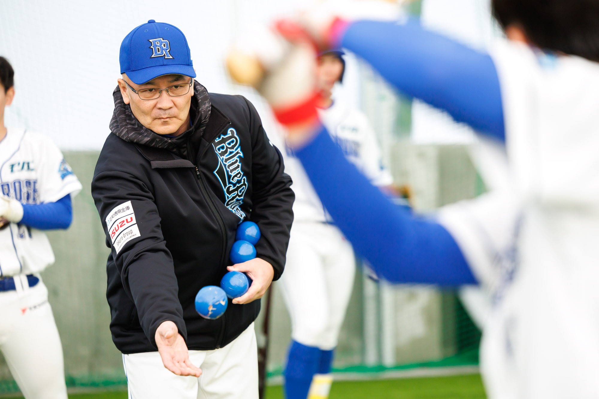 元プロ野球選手「トッキュウブルーローズ」の遠田監督と選手によるスペシャルレッスン！マンツーマン・レッスンチケット【3回コース】