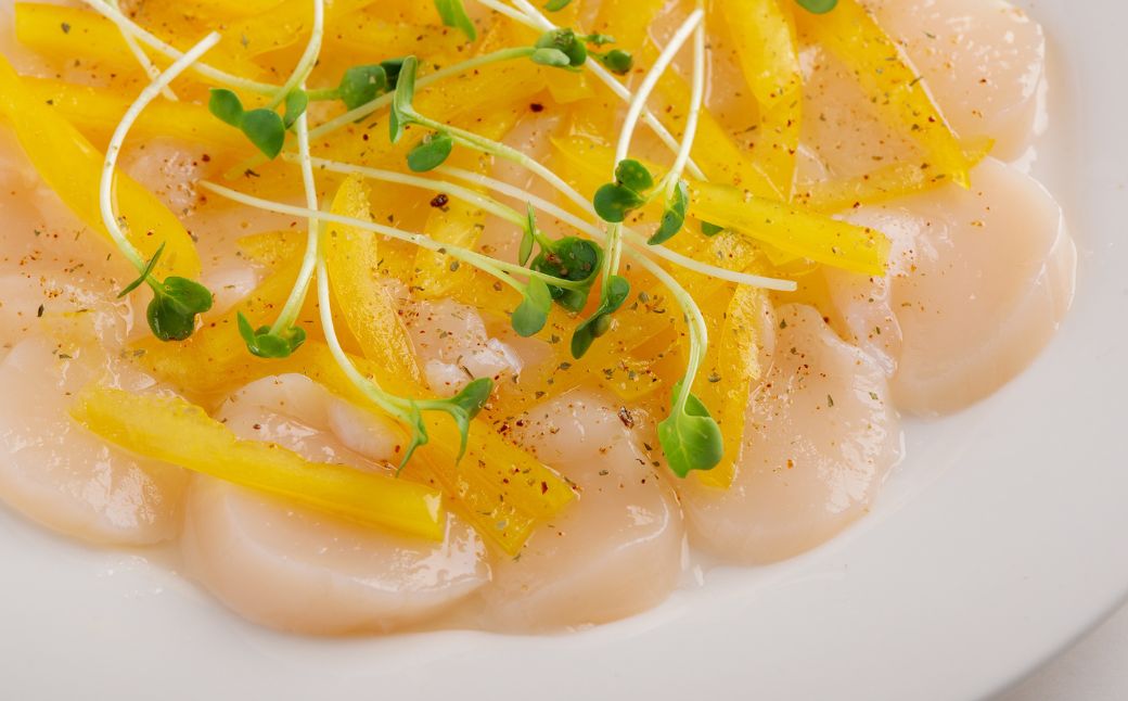 【限定数量】【訳あり】北海道オホーツク産 冷凍帆立貝柱（カット不要で便利な小玉）　800g（400g×2） ABR023