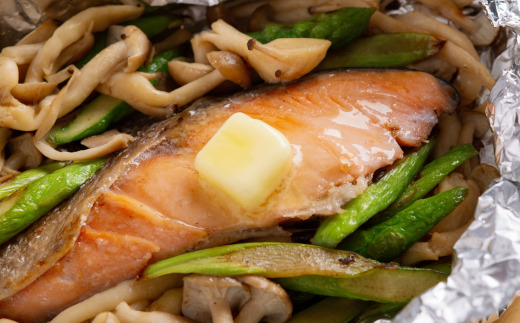 朝食セット 天然紅鮭切り身 5切と網走湖のしじみ貝 1kg ABE116