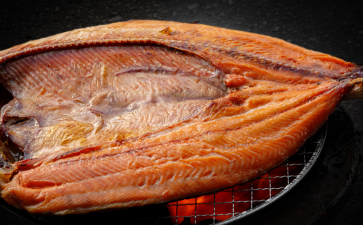 桜ます一夜干し大サイズ4枚セット（網走加工） ABB143