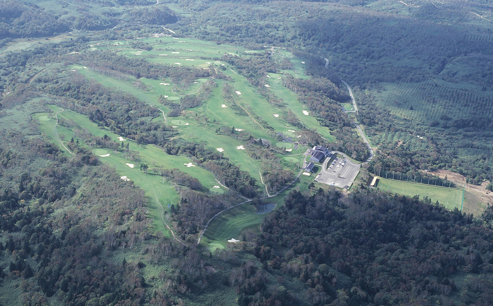 ゴルフプレー・施設利用券　27000円分