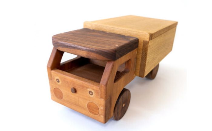 トラックくん 1体 | 木 工芸品 インテリア 木製雑貨 雑貨 北海道 | アンテナショップPiPaセレクト [BOAK058]