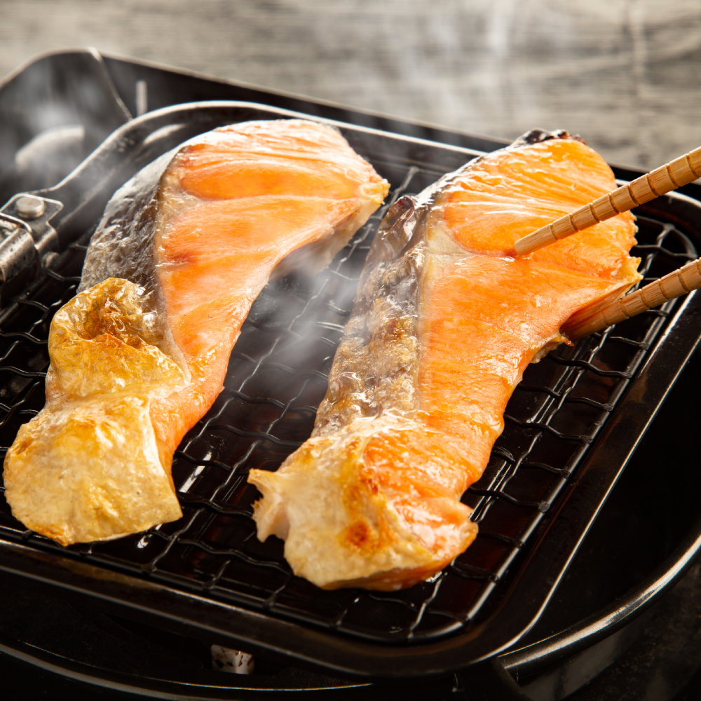 20-310 【バレンタインデー】塩紅鮭姿切身＆ますいくら醤油漬けセット