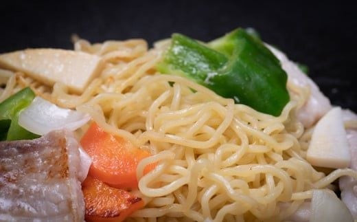 ãA7061ããžã³ã®ã¹ã«ã³ã®ãäŸã«ïŒãããã°ããããã§ãã©ããçã©ãŒã¡ã³ã»ãã (å6é£ã»èš18é£å) çŒããã° ã€ããœã ãã©ã ã©ãŒã¡ã³ æéºº 麺 éººé¡ å°éºŠ ã¹ãŒã 逿²¹ å³å å¡©ãæ¥ã®åºé£åã