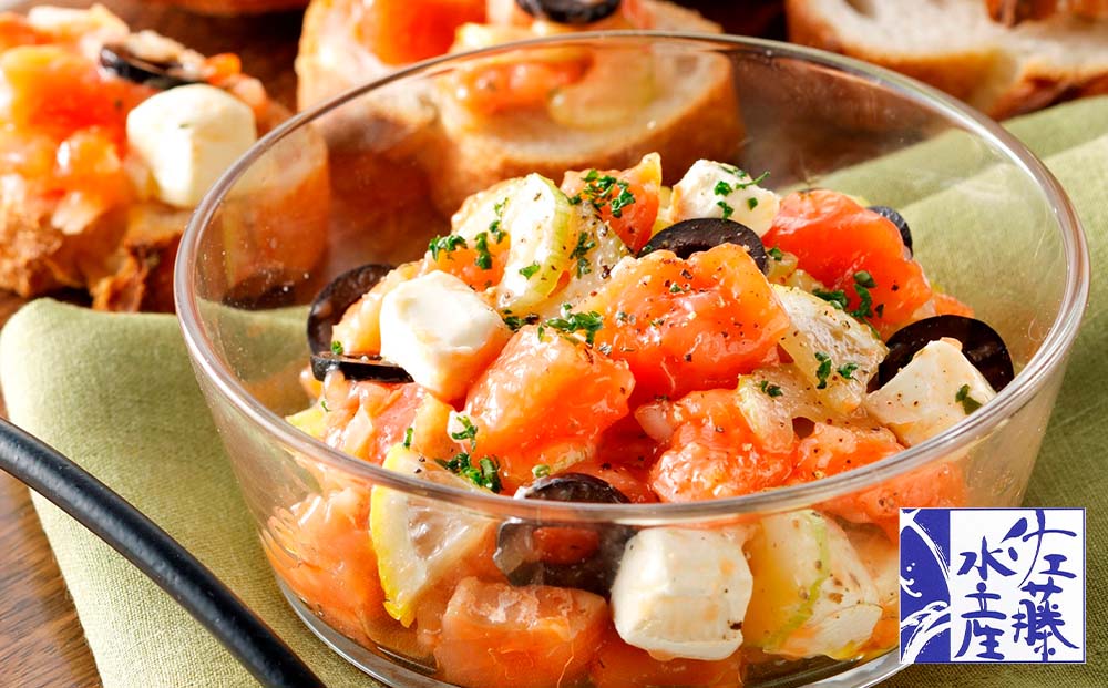  佐藤水産 いくら醤油漬(空港限定)とサーモンオリーブC