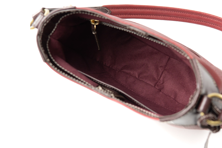 SOMES ショルダーバッグ クロスボディ ショルダー （ワイン）IL-47 [ ソメスサドル 北海道 砂川市 12260772-b] ソメス バッグ レディース 斜めがけ 斜めがけバッグ 本革 革 革製品 革鞄 革バッグ 鞄 かばん レザー somes saddle レビューキャンペーン