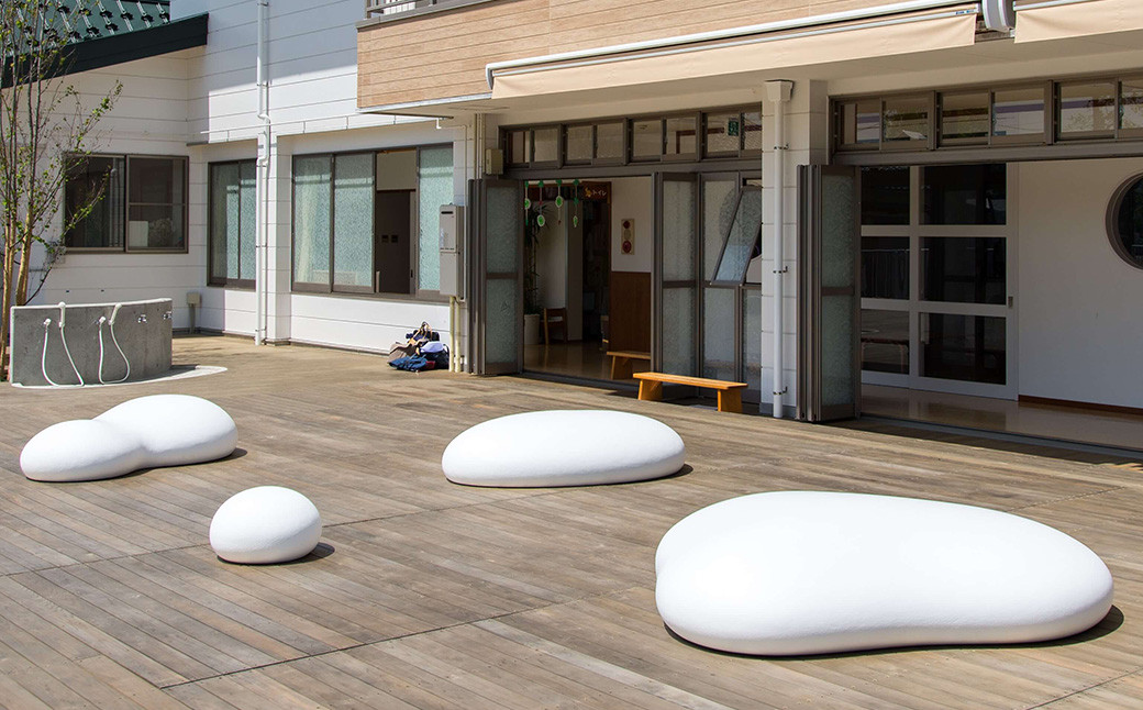 Drop B 椅子 イス インテリア オブジェ 置物