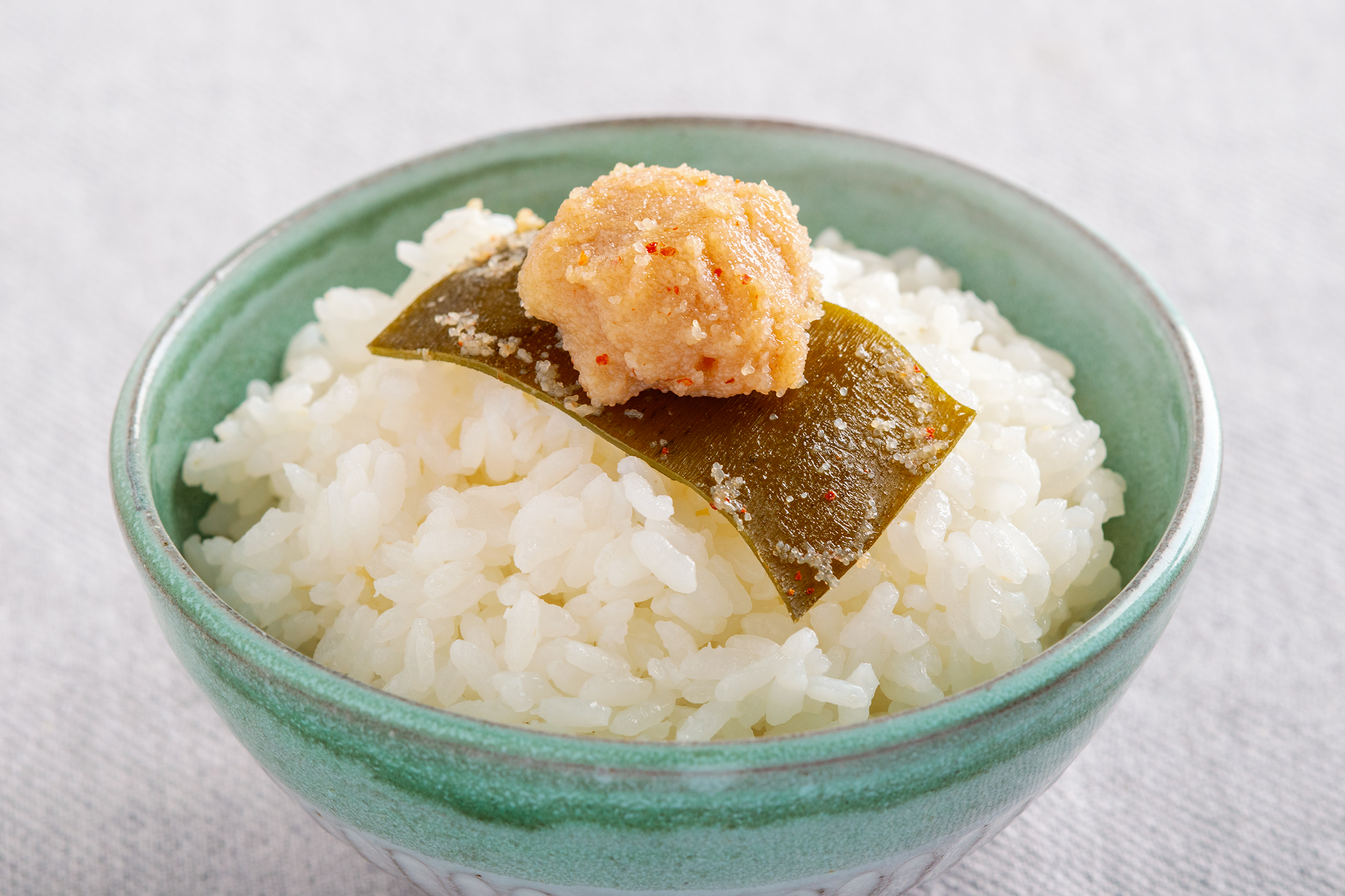 【４カ月連続定期便】真鱈子醤油漬け２００ｇ・真鱈子明太２００ｇ【寄附翌月から発送 毎月交互にお届け】計８００ｇ　食べ比べ HOKAG044
