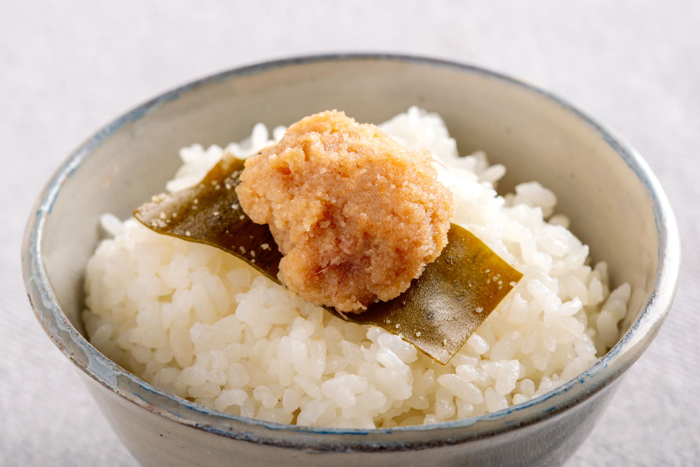 【４カ月連続定期便】真鱈子醤油漬け２００ｇ・真鱈子明太２００ｇ【寄附翌月から発送 毎月交互にお届け】計８００ｇ　食べ比べ HOKAG044
