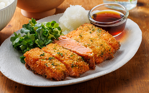 開拓の志 武揚サーモン 「森町」 冷凍刺身用ブロック 210～270g前後 ＜株式会社 ワイエス海商＞ サケ さけ 鮭 海鮮丼 海産物 森町 ふるさと納税 北海道 mr1-1344