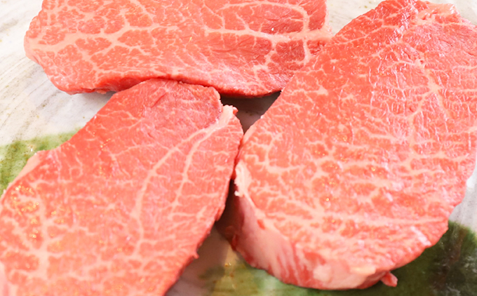 【希少!!黒毛和牛】おくしり和牛 ももステーキ 100g×3枚 | 北海道 奥尻町 送料無料