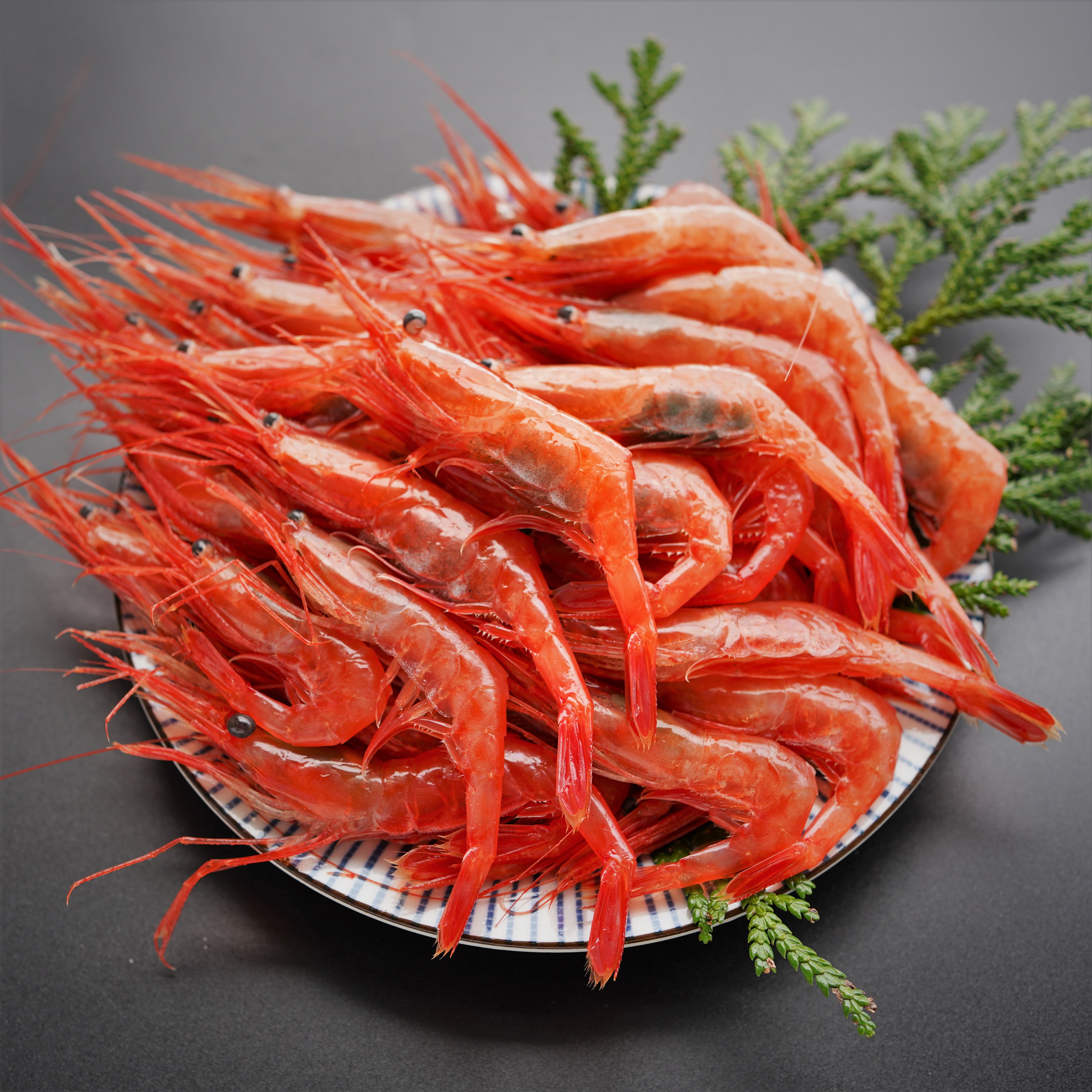 【漁師直送】北海道産 甘えび Mサイズ1kg お刺身 唐揚げ 丼 味噌汁 寿司 冷凍 天ぷら 旬 海鮮 せたな町 ふるさと納税