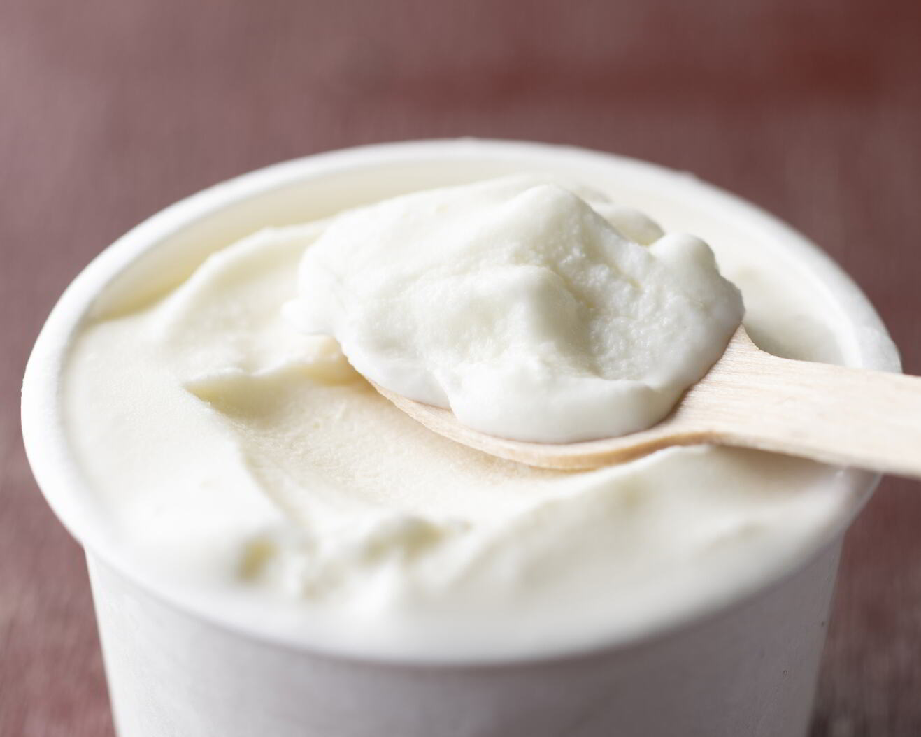 ひらかわ牧場のしぼりたて生乳で作ったアイスクリーム【2Lパック・フレッシュミルク】