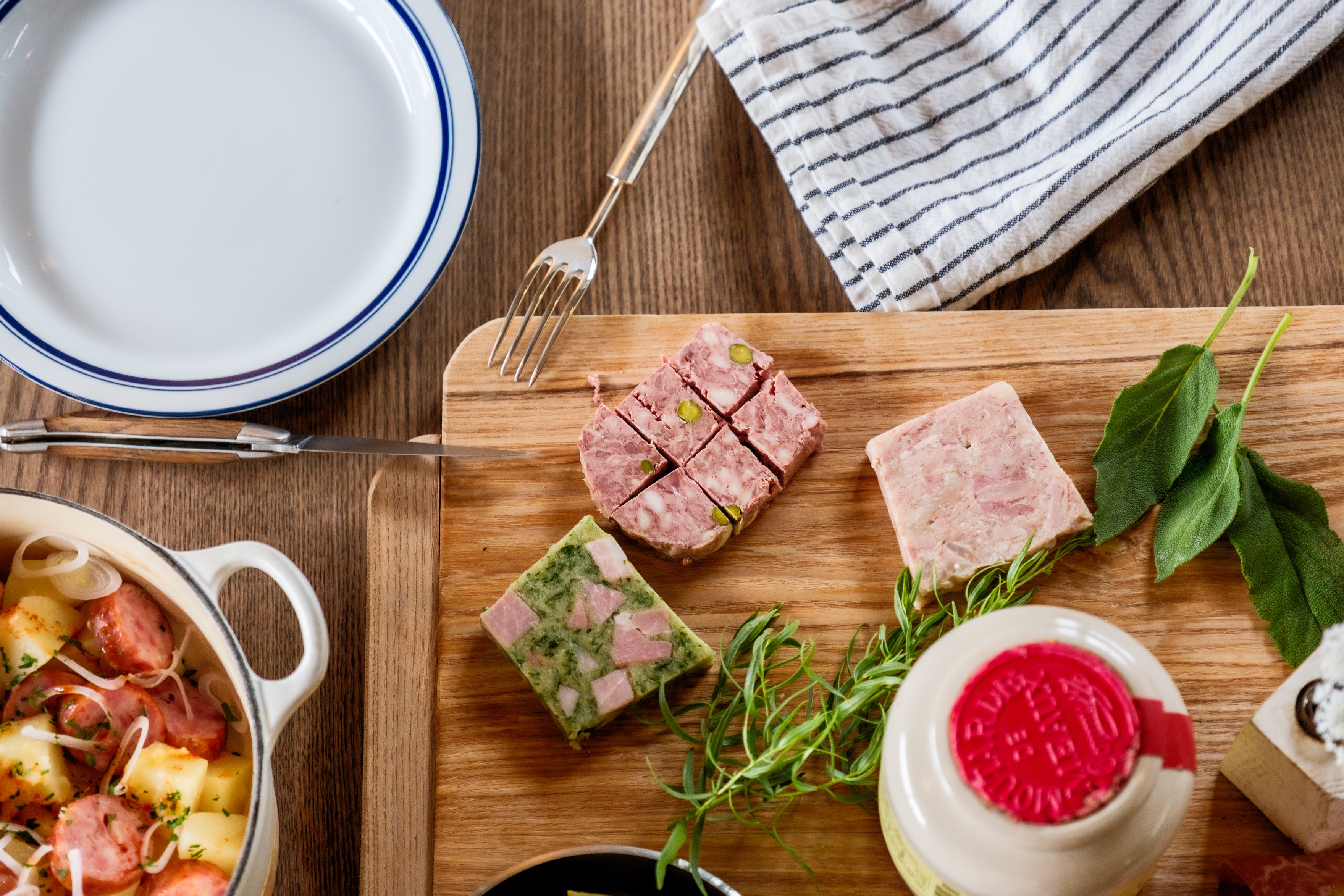 【素敵な食卓セット】　北海道の粒マスタードとコラボ 北海道 せたな町 ふるさと納税