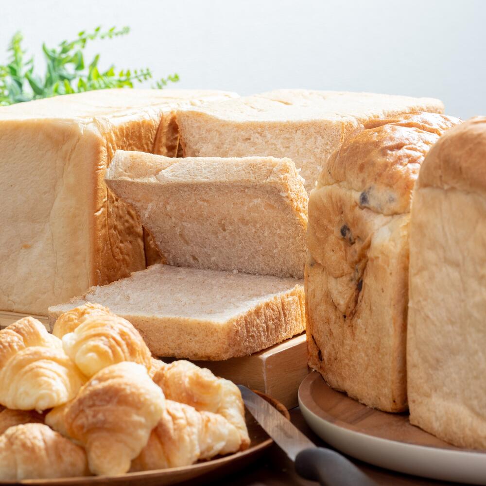【6か月定期便】食パン食べ比べ 5種セット 北海道産 小麦 100% パン 全粒粉 角食 詰め合わせ 小豆 ゆめぴりか F21H-549