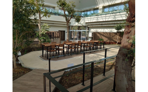 【食事券】えぞうしカフェ　えぞうしステーキサンドとえぞうしローストビーフサンドのMサイズセット_Y115-0001