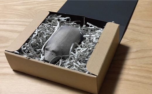 ＜思いやり型返礼品＞熊の木彫り｢ブタクマ｣【S-024】