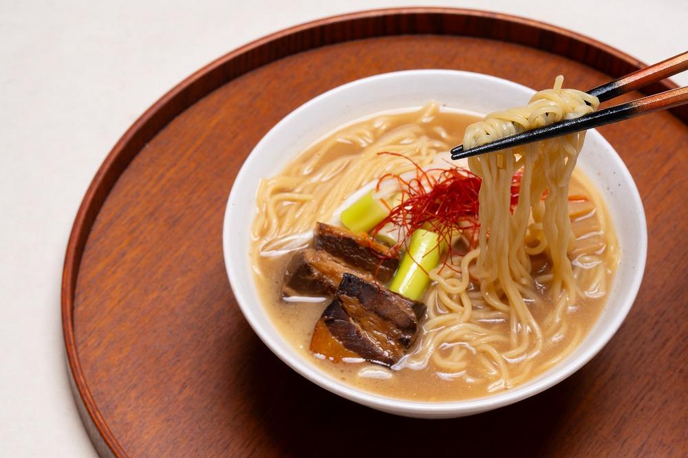 北海道上川町 あさひ食堂酒蔵ら～めん10食入 【 麺類 ラーメン 味噌 塩 北海道 層雲峡 上川町 ご当地ラーメン本場 】