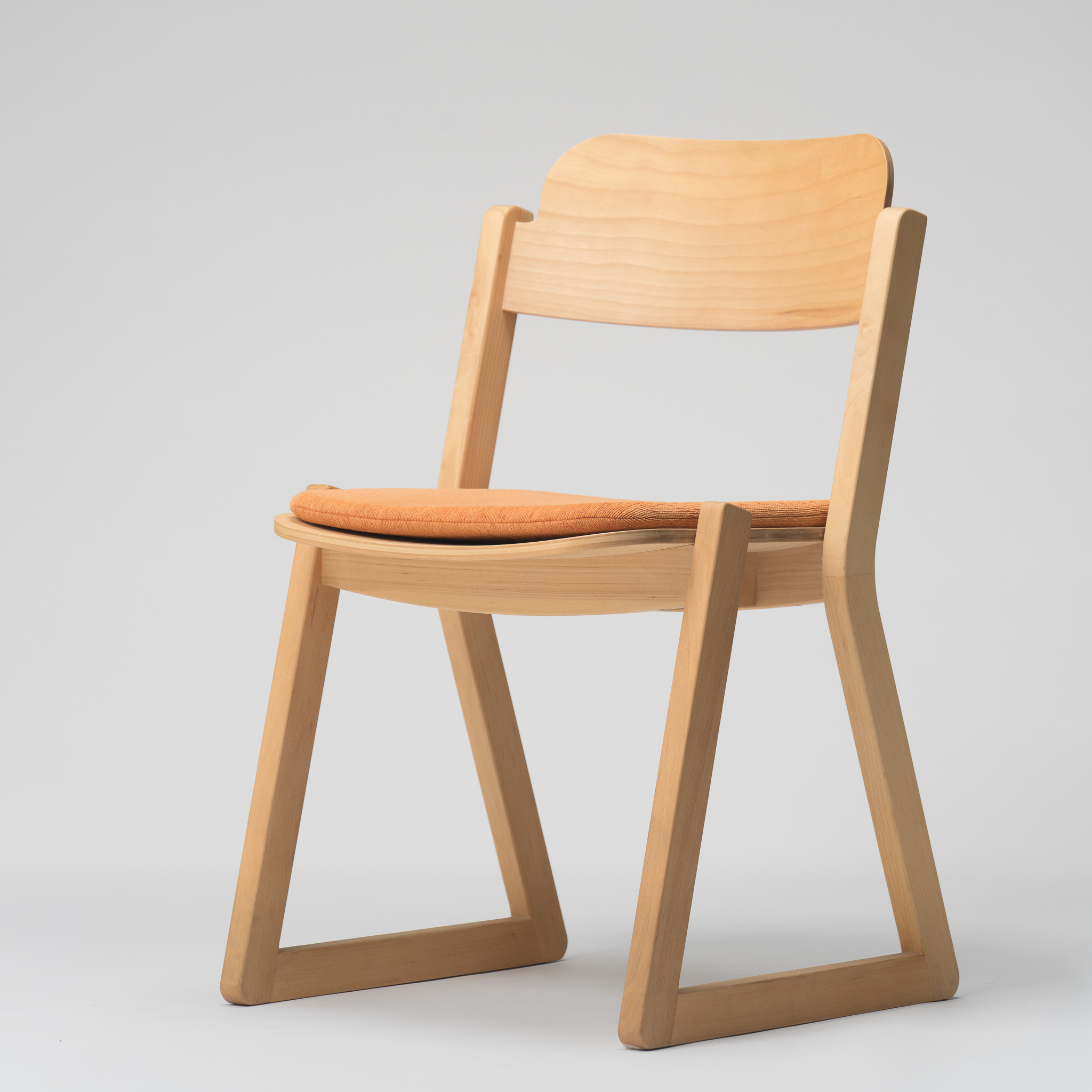 ハンの木の家具 チェアー02 専用クッションカラー：オレンジ