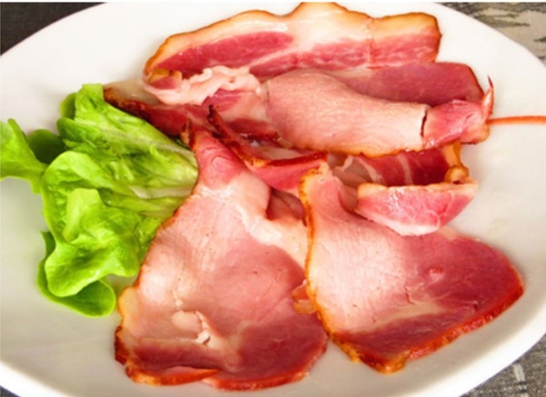 [047-04]ベーコン3種セット定期便(各1パック 3ヶ月) 歩人