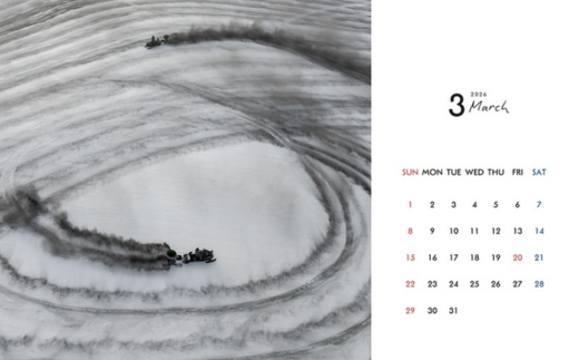  [006-22] 写真家 坪井 智洋 美瑛の風景 2026年卓上カレンダー