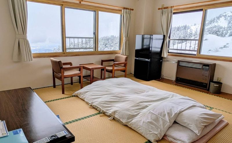 湯元凌雲閣【 1泊2食付 】 宿泊券 ホテル 旅館 旅行 旅行券 チケット 北海道 上富良野町 十勝岳