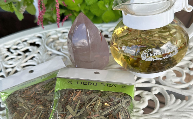 北海道産 元気のヨモギ茶 ハーブブレンド 30g 2袋 ハーブティー オリジナル ブレンド ヨモギ よもぎ 茶 お茶 ティー 丘のテラス 北海道 上富良野