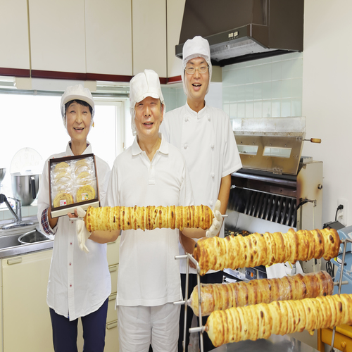 りんご味入り 7種のバウムクーヘンセット