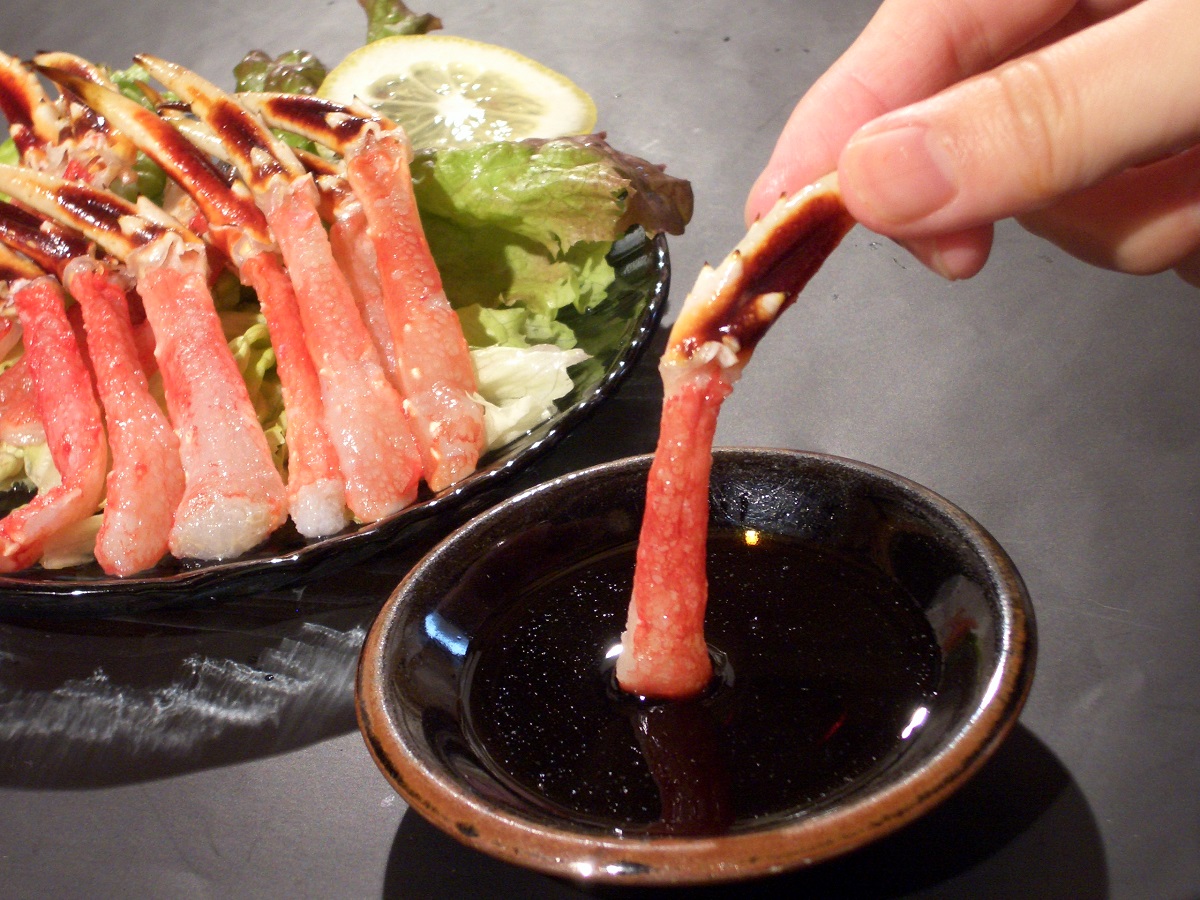 ひとくちサイズ お刺身OK！生冷凍本たらば蟹 爪先ポーション【500g】むき身【北海道産】【0304501】