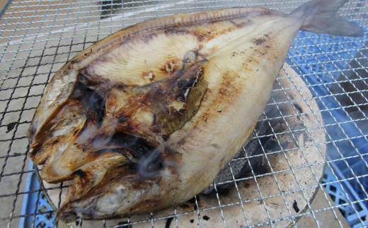 船上活締め ほっけの開き 3枚 約390g～約440g SRMN019