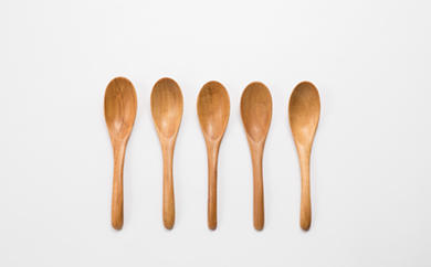 北海道産 天然木の手づくり レンゲ ５本セット（かばの木）《厚真町》【木工房TANAKA】 れんげ レンゲ 木製 天然木 カトラリー 日用品 雑貨 食器 北海道 [AXAU013] 20000 20000円